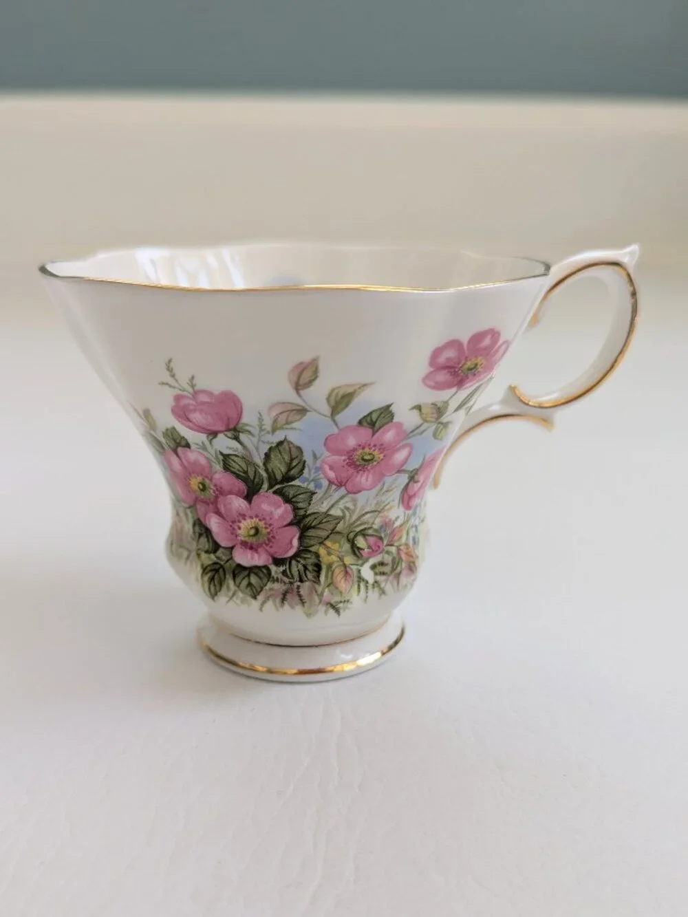 Royal Albert Sunnyside Series Petula Teacup & Saucer English Fine Bone China
